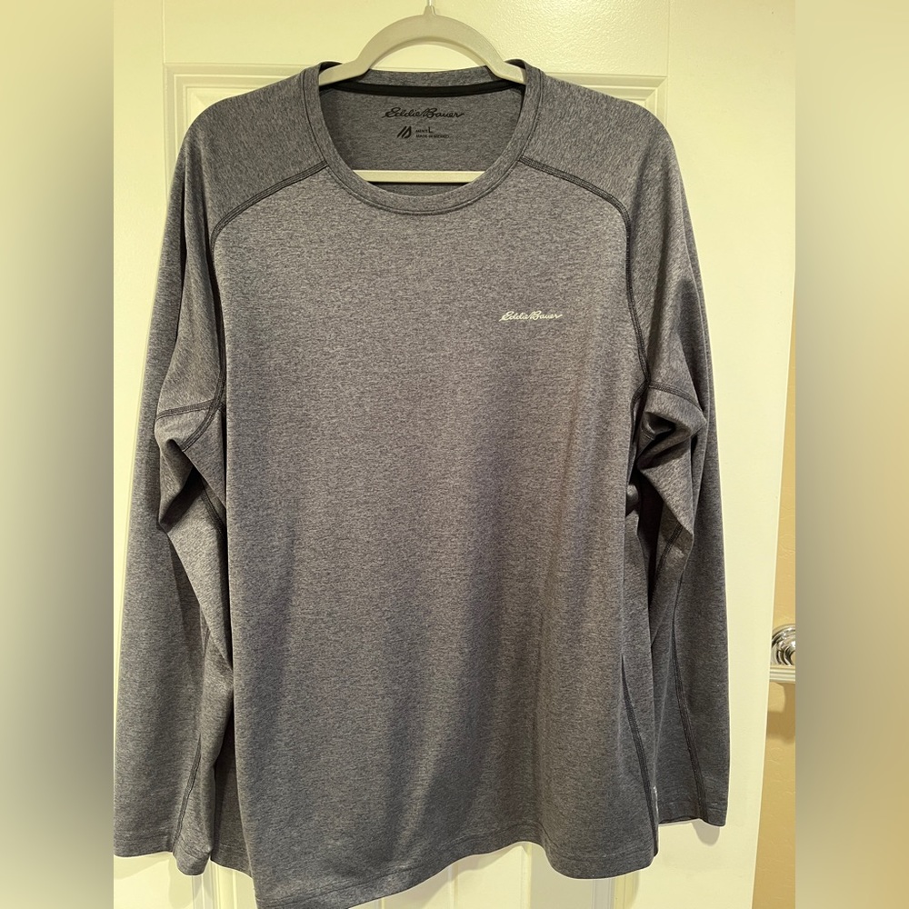 Eddie Bauer FREEDRY Men’s longs Sleeve tee.